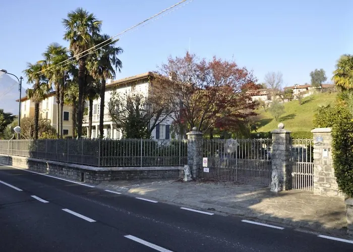 Great Charm I Due Leoni